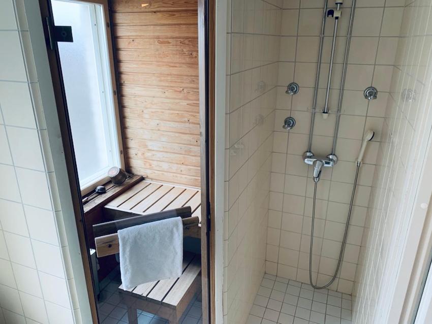 Hotelli Uninen Kotka Ngoại thất bức ảnh